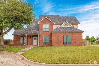 Building Photo - 5302 Bridle Path Ln