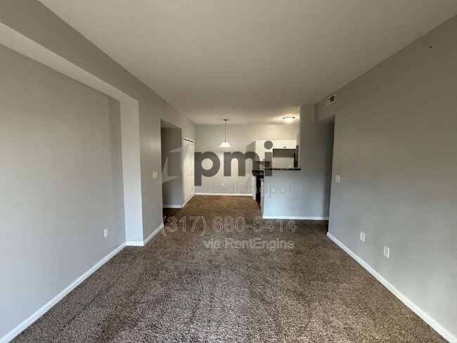 Interior Photo - Jefferson Pointe