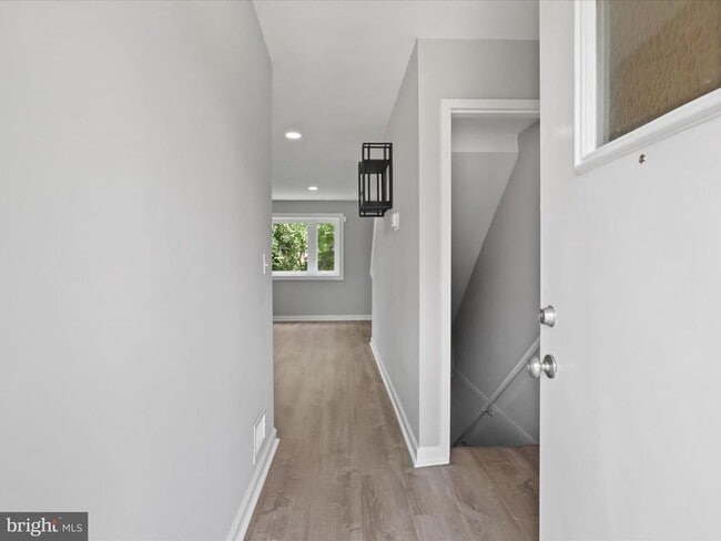 Building Photo - 5026 Roseld Ct