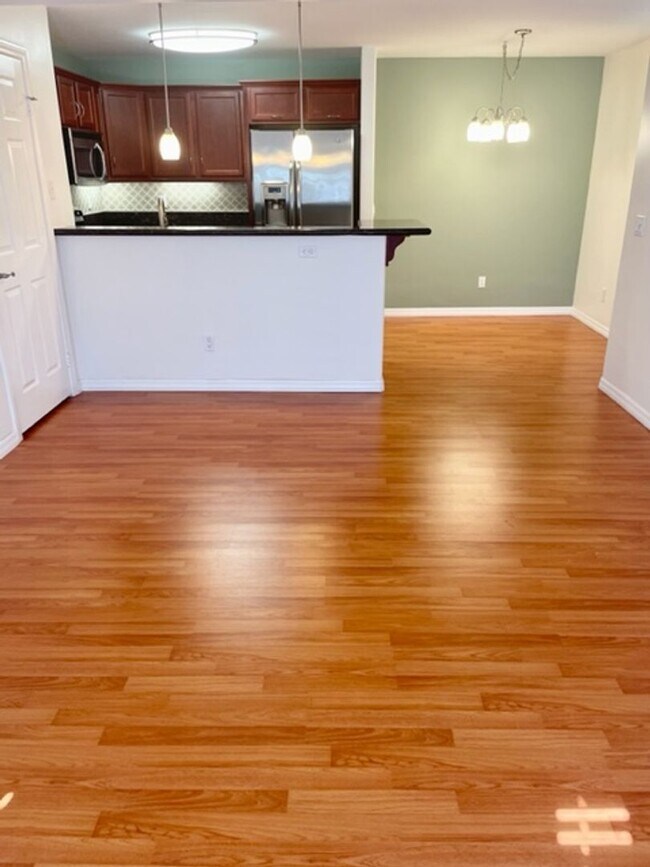 Foto del edificio - Upscale Condo in Clairemont