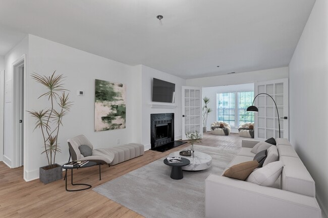 Building Photo - Rosslyn Heights