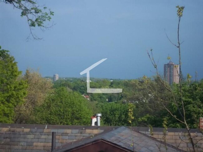 Foto del edificio - nice 4 bed in Newton