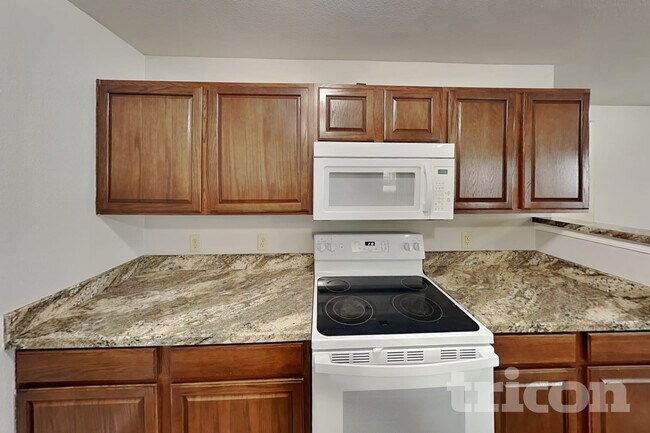 Foto del edificio - 2336 Blackthorn Dr