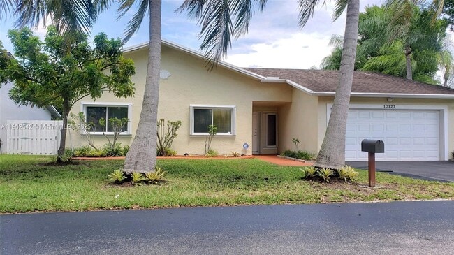 Foto del edificio - 10123 SW 145th Ct