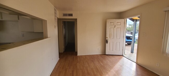 Foto del edificio - 1535 E 29th Ave