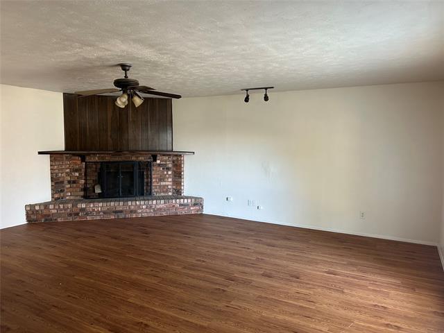 Foto del edificio - 1826 Legend Dr