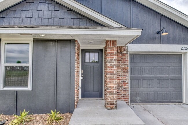 Photo - Brand New Construction in Varenna Landing! House