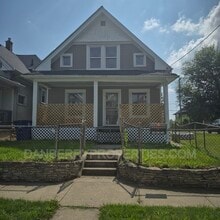 Building Photo - 2416 Lawton Ave
