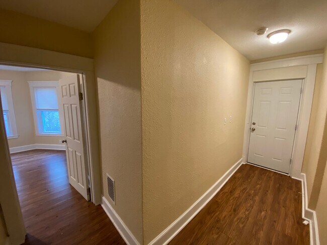 Photo - 255 County St Apartment