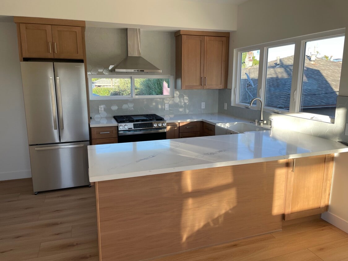 Foto principal - 5043 Sawtelle Blvd