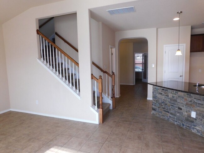 Foto del edificio - Beautiful 4 bed 2.5 bath located in Cibolo...