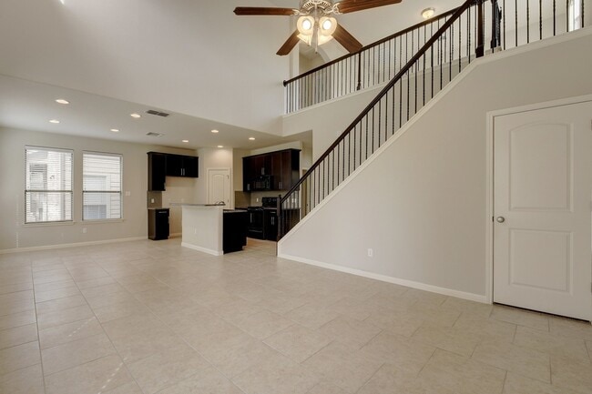 Building Photo - Beautiful home in the highly desirable nei...