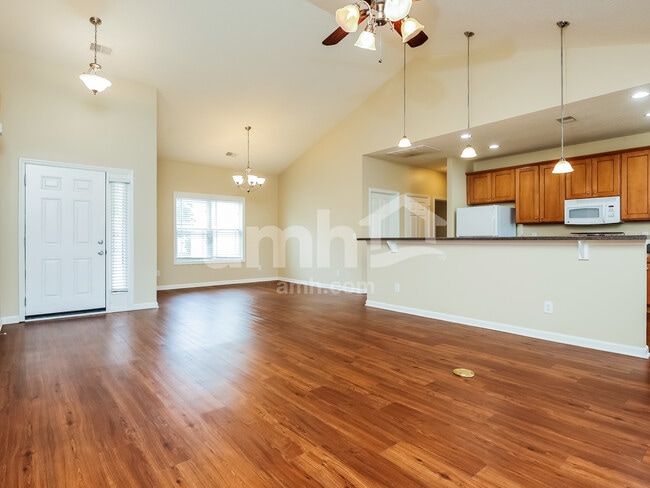 Foto del edificio - 7 Wyndham Dr