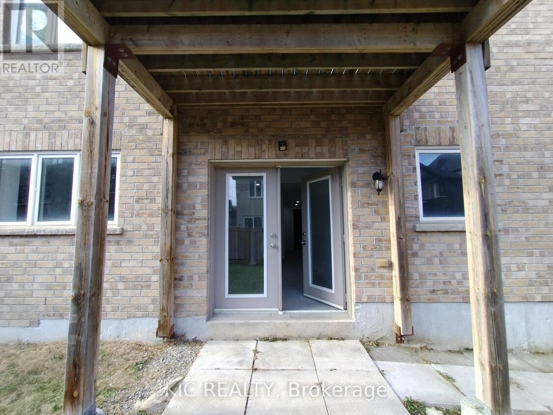 Photo du bâtiment - 1461 Lormel Gate Ave