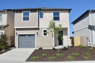 Building Photo - 3841 Zapata St