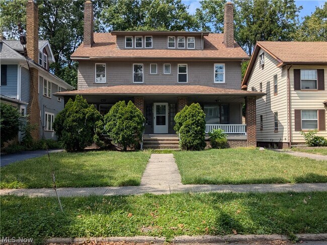 Foto del edificio - 2965 E Derbyshire Rd
