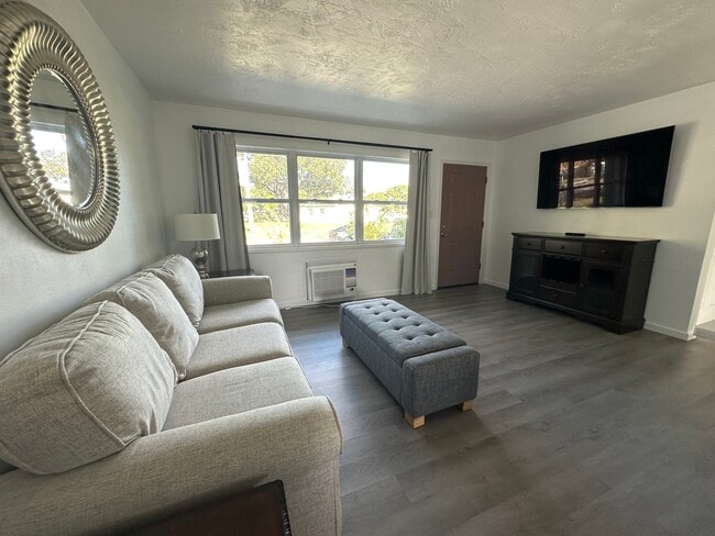 Photo - 9372 88th Way N House