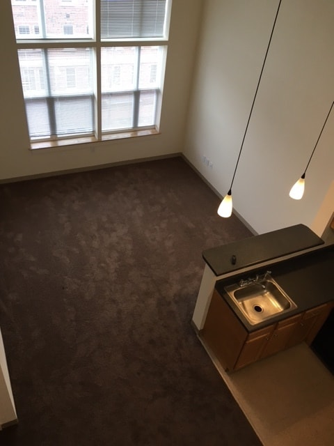 Interior Photo - Keen's Crossing