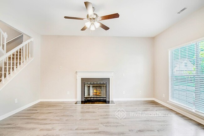 Building Photo - 121 Marleton Way