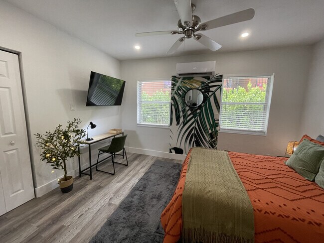 Foto del edificio - 522 NW 11th Ave