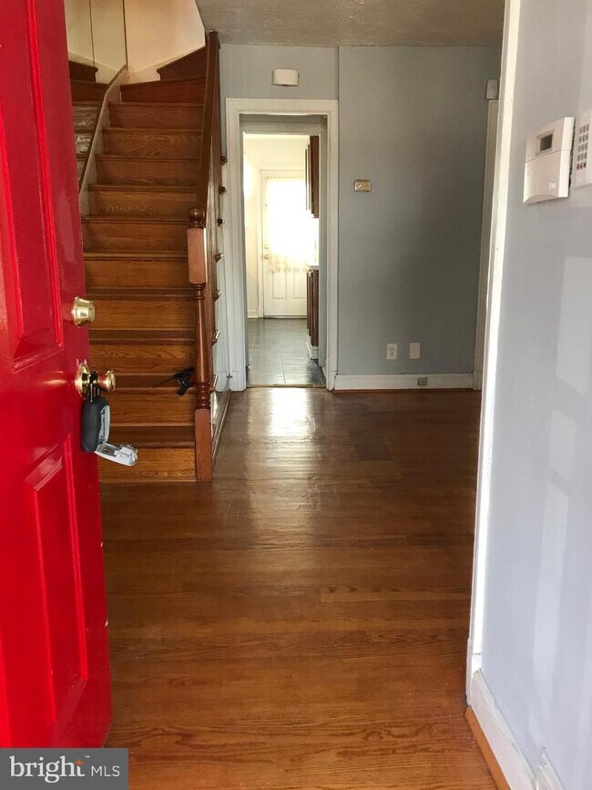 Foto del edificio - 43 53rd Pl SE