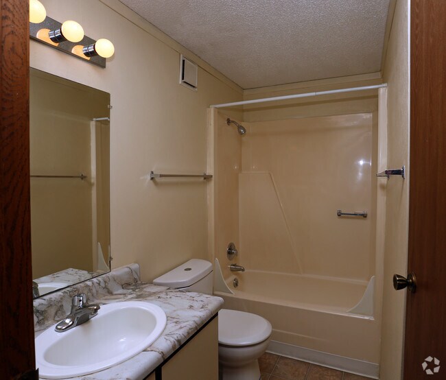 Broadview Oaks Apartments Pensacola, FL