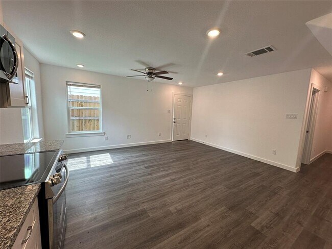 Foto del edificio - 9241 Seeker St