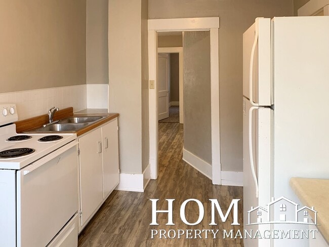 Photo - 630 Lyndale Street Apartment