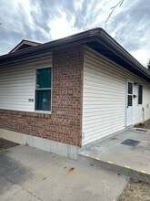 Building Photo - 701 N 2nd St