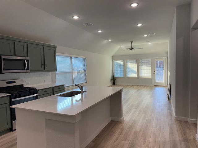 Foto del edificio - 241 Little Brg Dr