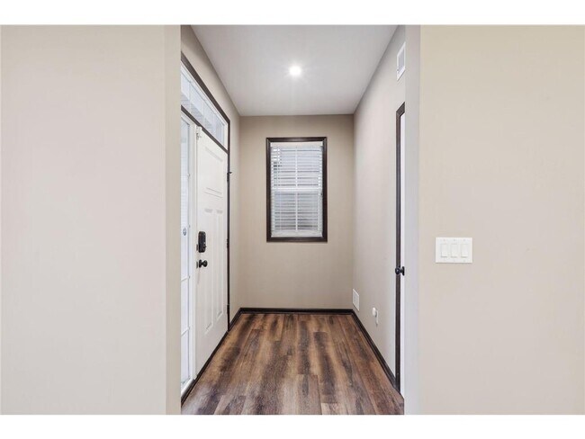 Foto del edificio - 1413 100th Ave NW