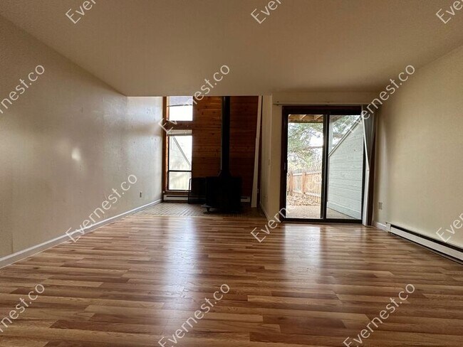 Building Photo - 4865 W Moorhead Cir
