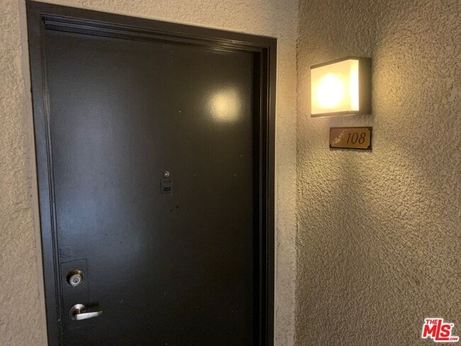 Foto del edificio - 5530 Owensmouth Ave