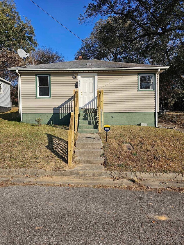 115 Johnson St, Danville, VA 24540 House Rental in Danville, VA