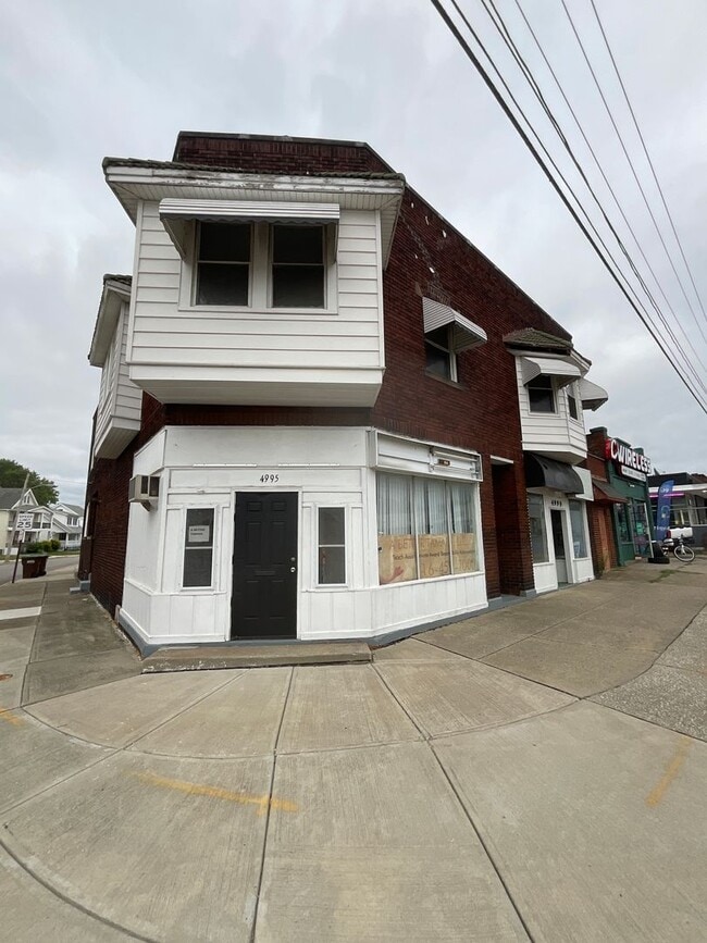 Building Photo - 4995 Turney Rd