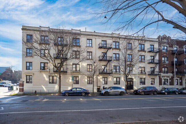 Building Photo - 1918 Avenue H