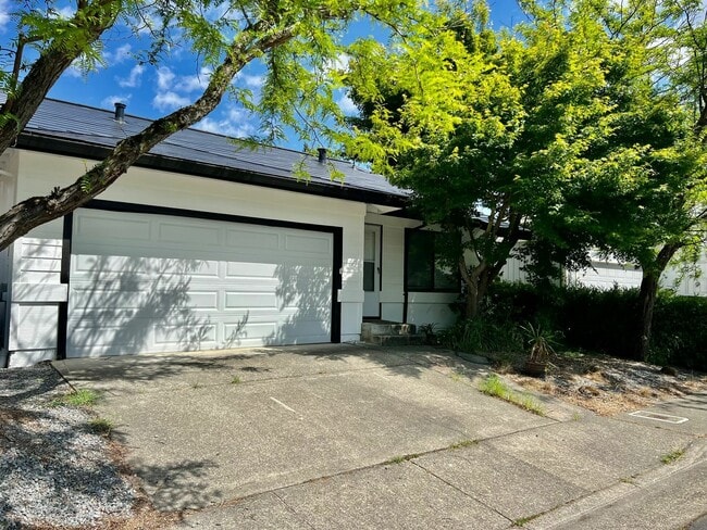 Building Photo - 286 Hummingbird Ct
