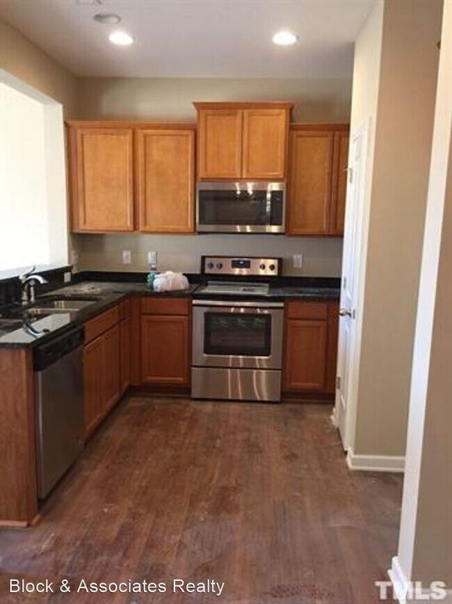 Building Photo - 3 br, 2.5 bath House - 9932 Sweet Basil Drive