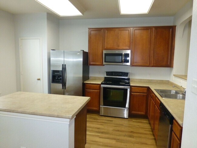 Foto del edificio - 1726 E Mesa Park Dr