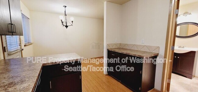 Foto del edificio - 5614 99th St Ct E