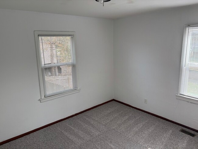 Photo - 148 W Moody Ave House