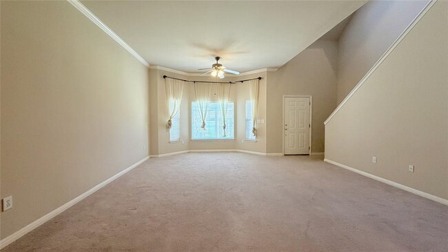 Building Photo - 5515 Davis Ln