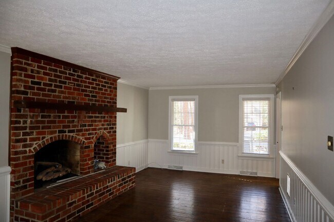 Foto del edificio - 3609 Nuttree Woods Dr