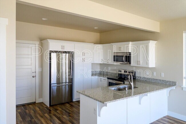 Building Photo - 8078 N Clydesdale Dr