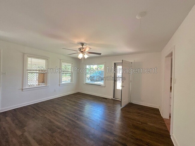 Building Photo - 16804 Lamarche Dr