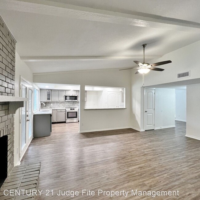 Foto del edificio - 3 br, 2 bath House - 734 Bluebonnet Drive