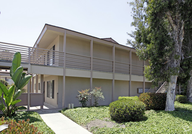 Foto del edificio - Stanley Avenue Apartments