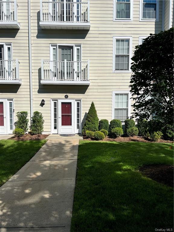 Building Photo - 31 Greenridge Ave