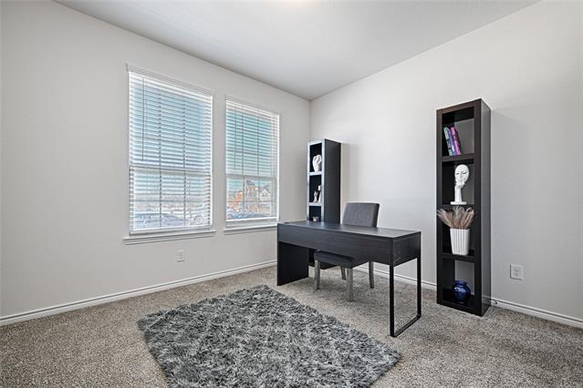 Foto del edificio - 3212 Peacock Ln