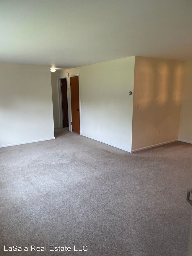 Building Photo - 1 br, 1 bath House - 9 Grandview Drive Uni...